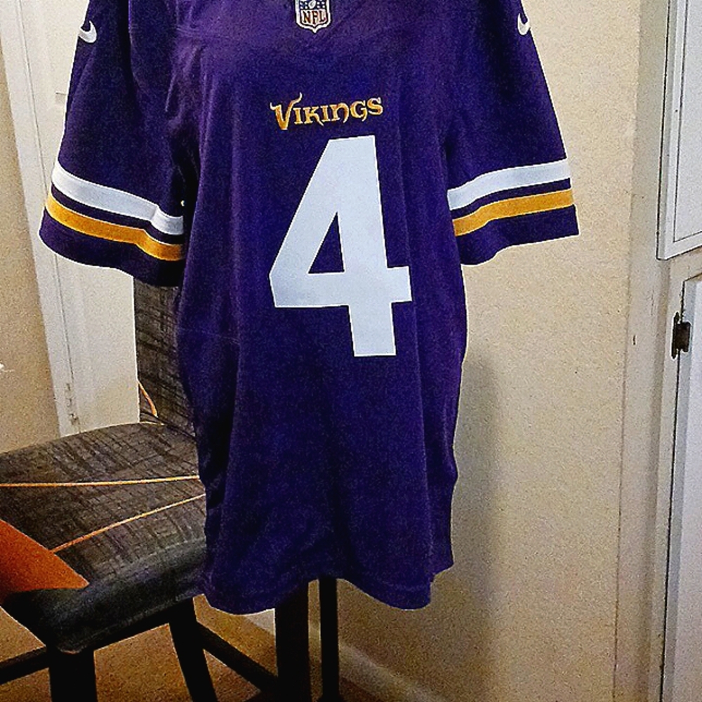 Football Jersey Cook number 4